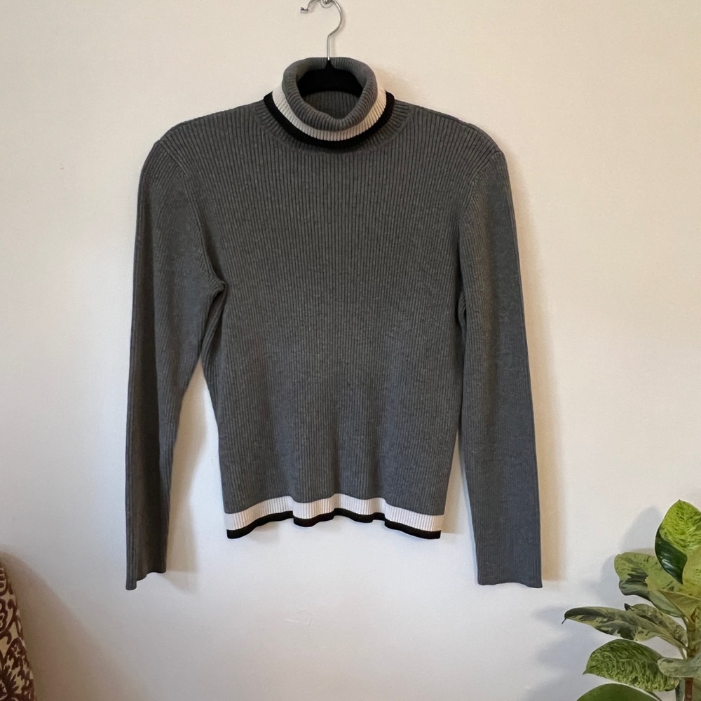 Classic Preppy Turtleneck With Stripes